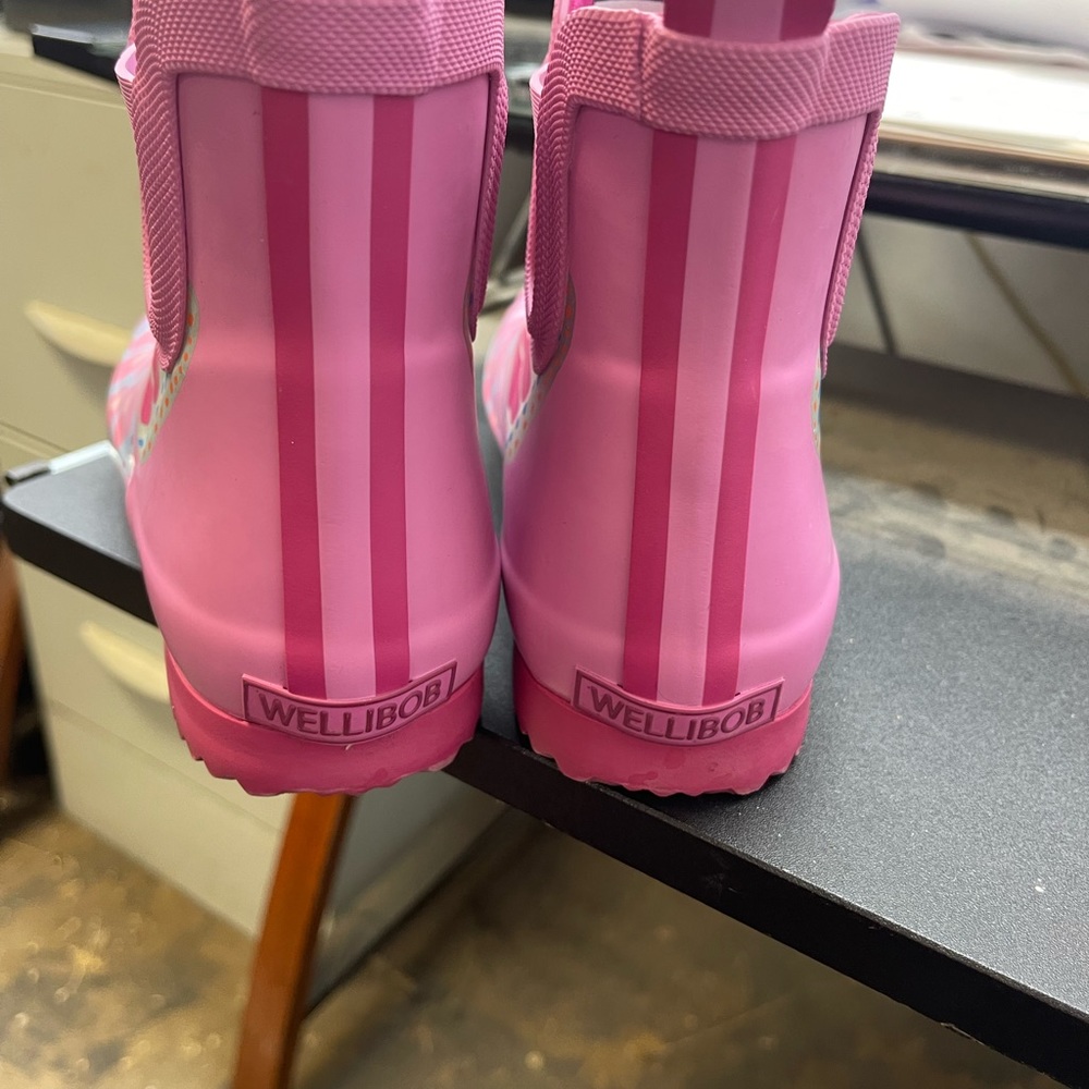 Rain boots